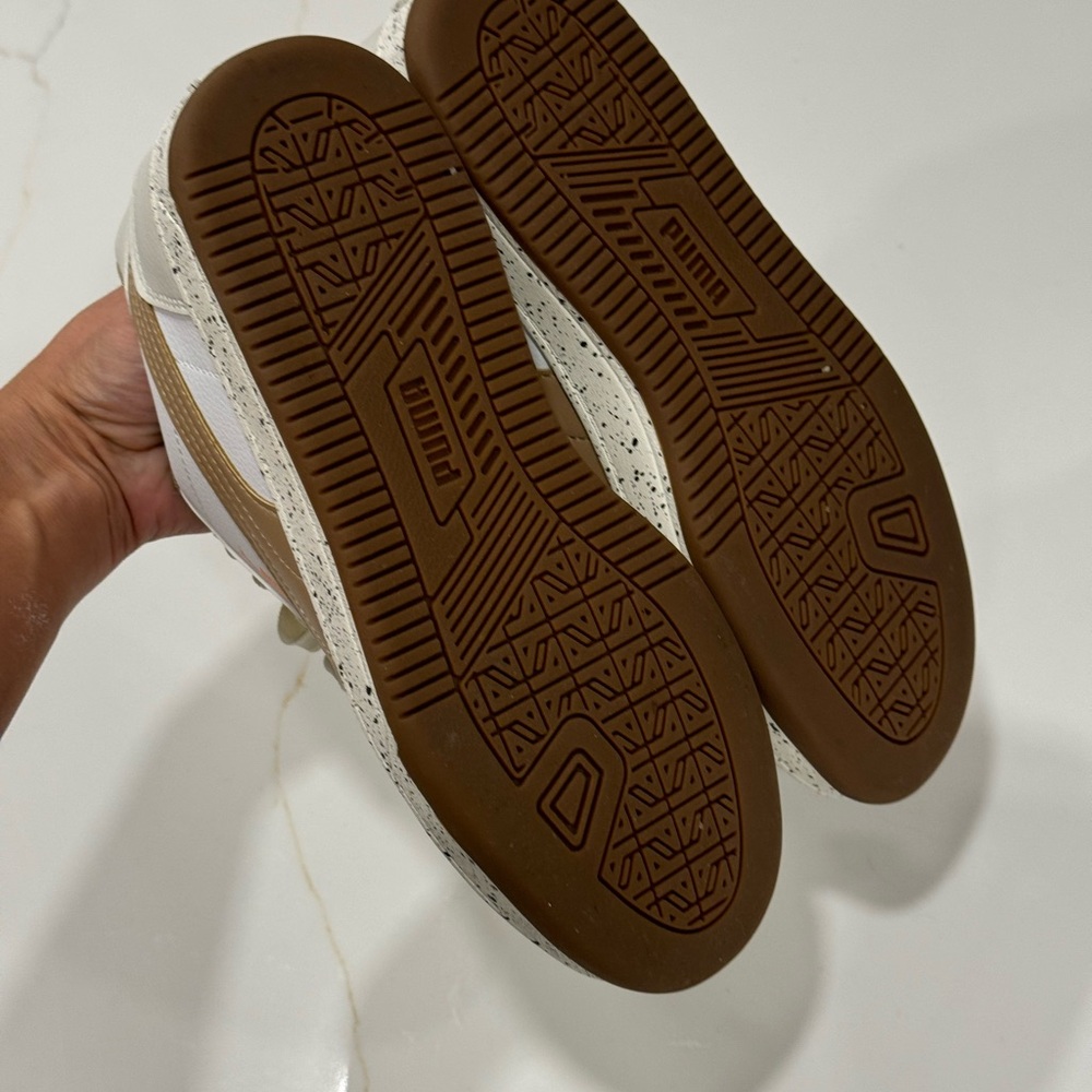 NEW Puma kids sneakers - Picture 5 of 8